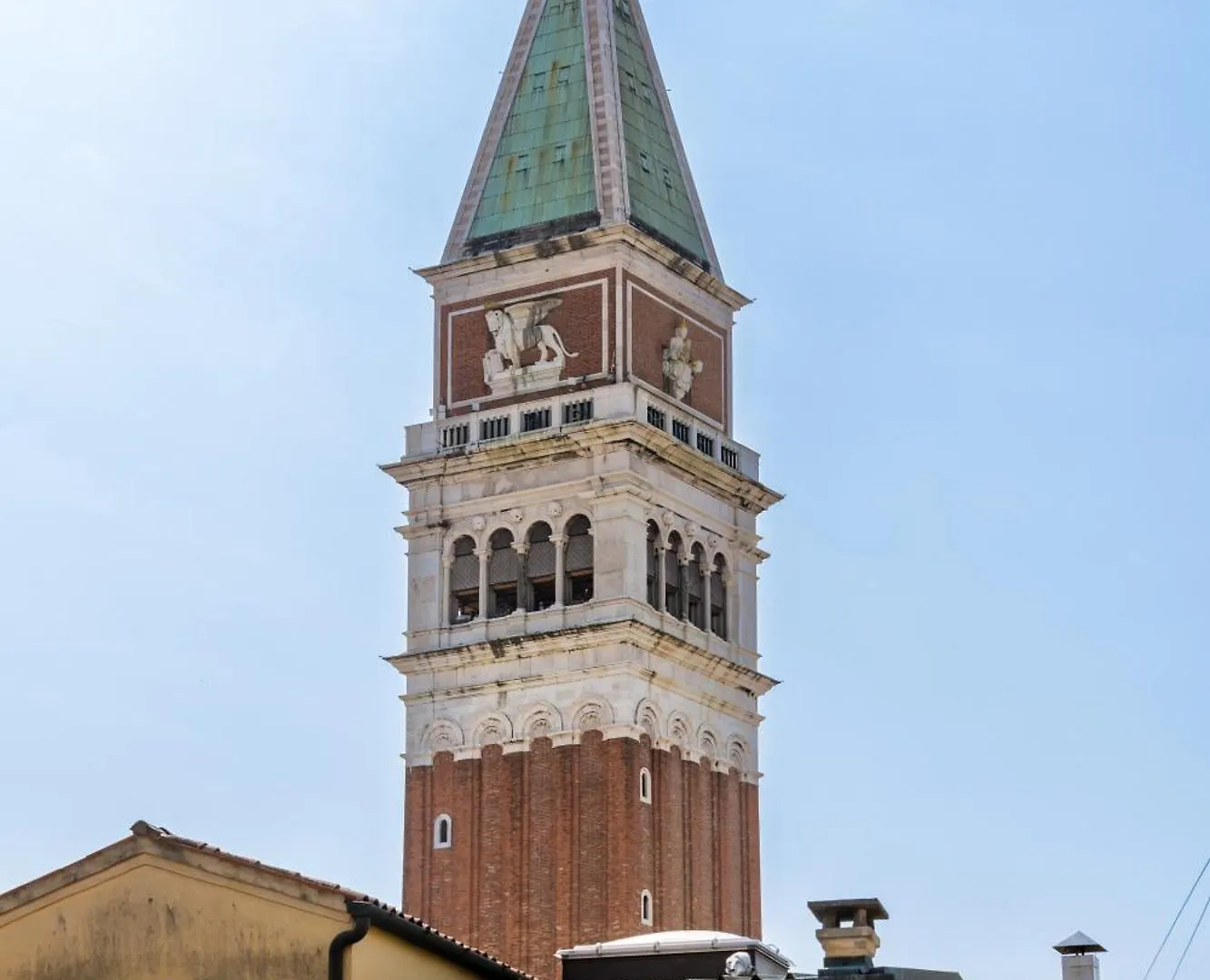 Teatro Alla Fenice Venice 0*,